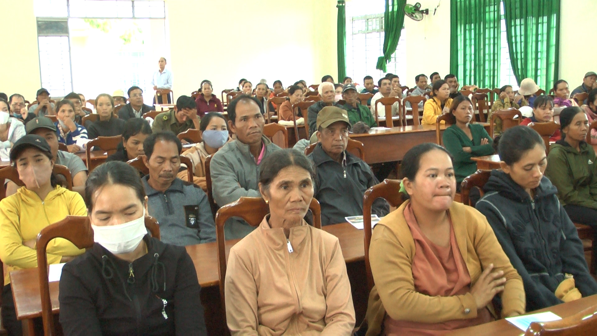 HANHBUI DRT5053.00_50_46_22.Still151